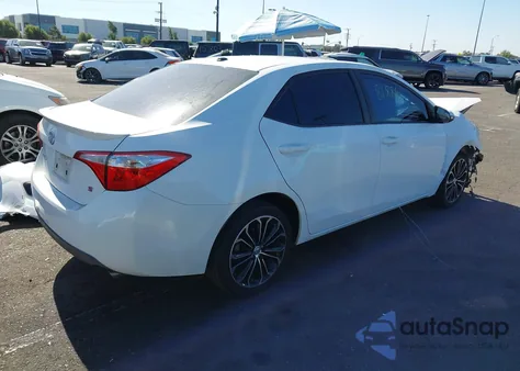 2015 Toyota Corolla S Plus z USA, uszkodzony, nr VIN 5YFBURHE2FP218523